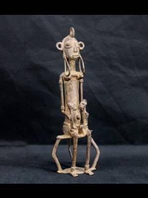 Bambara maternity figure (Mali)