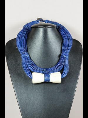 Necklace leather threads and bone bead