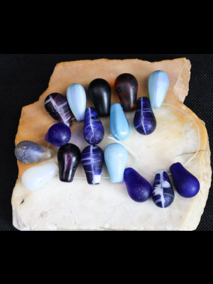 17 antique big teardrop glass beads from Bohemia (Bohemian wedding beads)