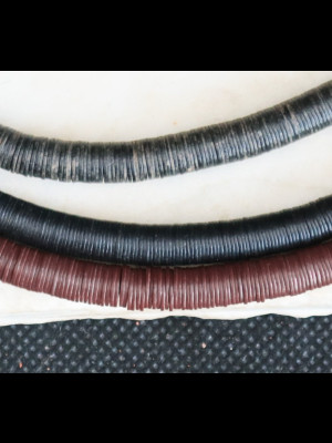 African bakelite heishi disk beads 2.8mm