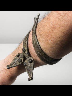 Gan arm bracelet in bronze (Burkina Faso)