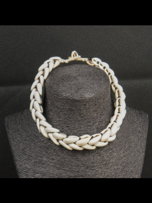 Necklace in cowry shells