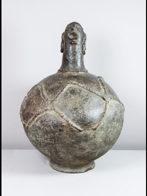 Nunuma terra cotta jar (Burkina Faso)