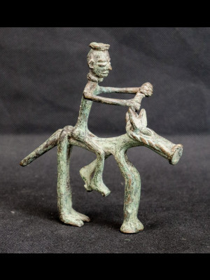 Horse rider in bronze