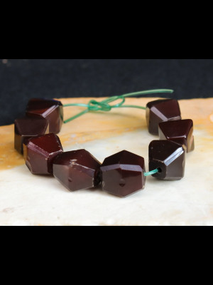 8 carnelian beads (Idar Oberstein)