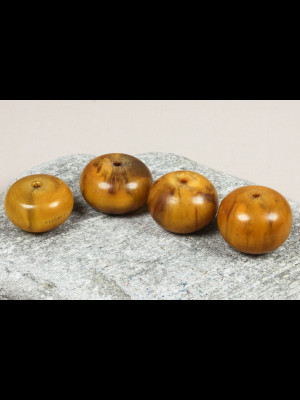 4 beautiful African amber beads (phenolic resin)