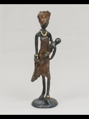 Woman with a child (bronze)