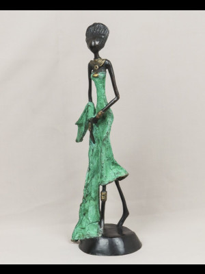 Elegant woman (bronze)