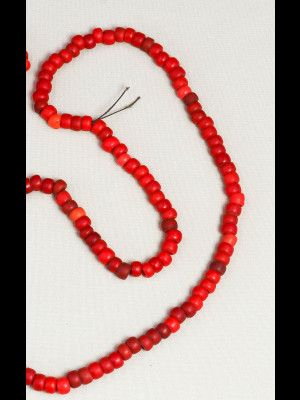 Strand of 200 glass trade beads ("Padre beads")
