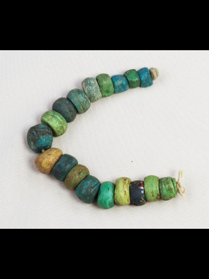 18 « Hebron »  beads    