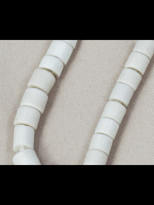 Strand of 83 trade beads in porcelain (Gumba beads)