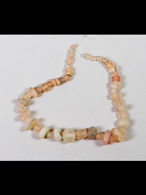 50 excavation beads in rock cristal