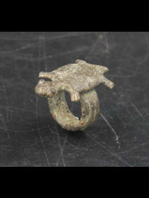 Dogon ring in bronze (Mali)