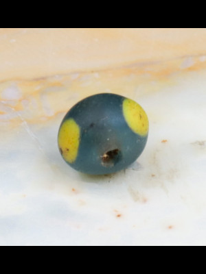 Ancient islamic glass bead