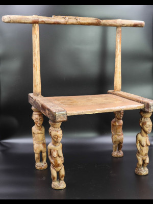 Rare baule chair (Ivory Coast)