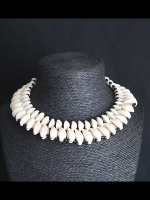 Necklace in cowry shells