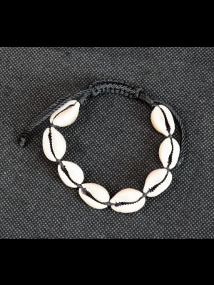 Bracelet with cowry shells