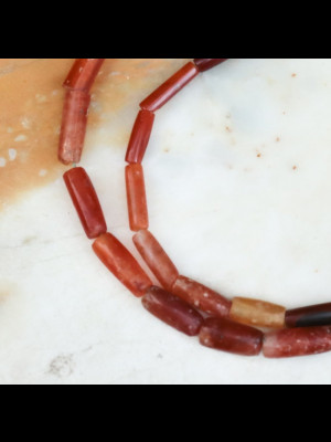 Strand of 36 carnelian beads