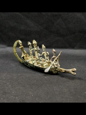 Dogon pirogue (Bronze from Mali)