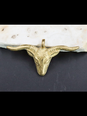 Pendant in brass