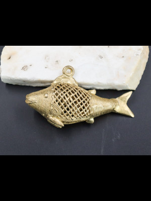 Pendant in brass