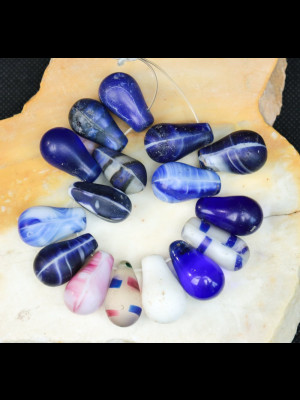 16 big teardrop trade glass beads from Bohemia (Bohemian wedding beads)