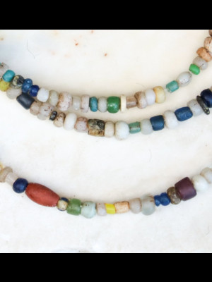 Ancient glass beads (Mali)