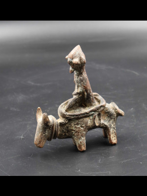 Person on a zebu (ancient bronze from Mali)