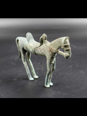 Antique horse in bronze  (Mali)