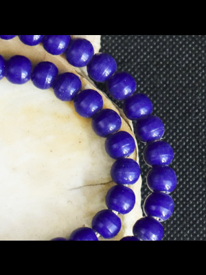 64 glass trade beads