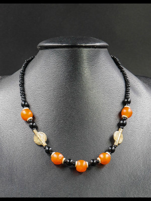 Necklace with glass beads from Ghana and brass beads