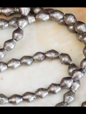 Strand of 112 silvered beads