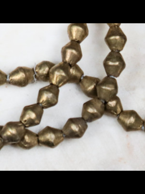 Strand of 112 brass beads