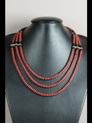 Necklace with bakelite heishi trade beads (koffi beads)