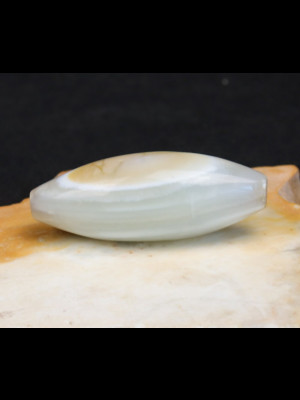 Big agate bead