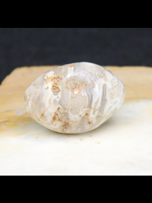 Antique agate bead