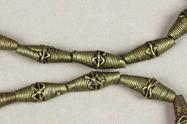 25 brass beads